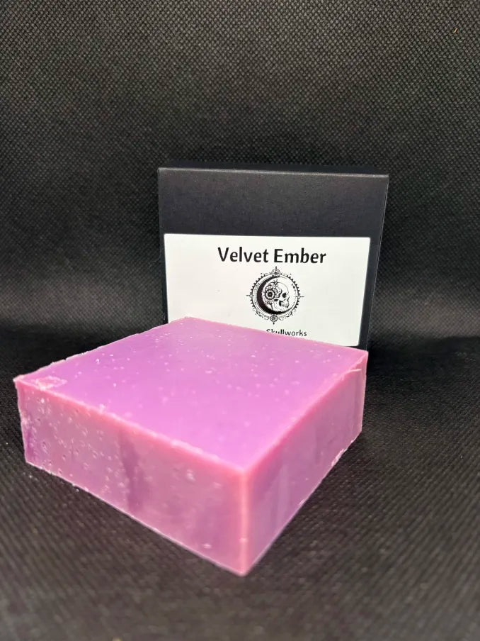 Lunar Skullworks - Velvet Ember