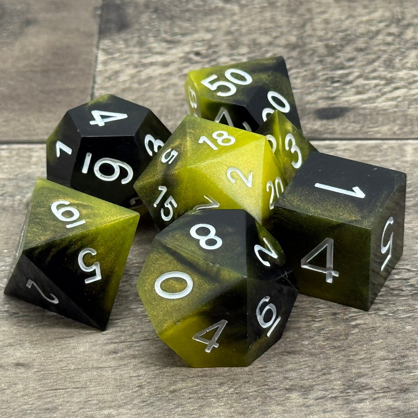 MÖRK DICE - 7 standard blacken and burned math rocks